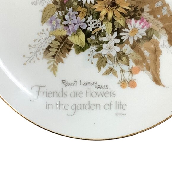 Vtg 1976 Robert Laessig A.W.S. "Friends Are Flowers" Decorative Porcelain Plate - Picture 2 of 4
